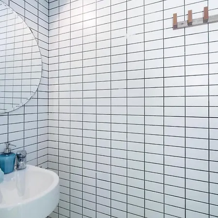 Hospital E Apartment